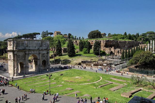 0368 Rome - Boog van Constantijn.jpg